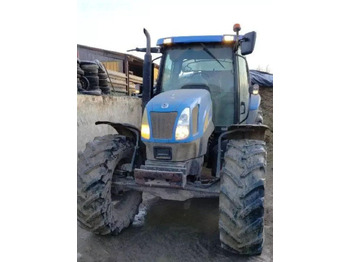 Tracteur agricole NEW HOLLAND TSA