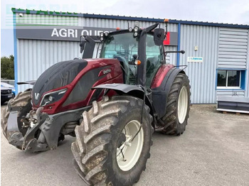 Tracteur agricole Valtra t 234 v smarttouch: photos 4 Tracteur agricole Valtra t 234 v smarttouch: photos 4