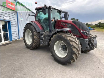 Tracteur agricole Valtra t 234 v smarttouch: photos 3 Tracteur agricole Valtra t 234 v smarttouch: photos 3