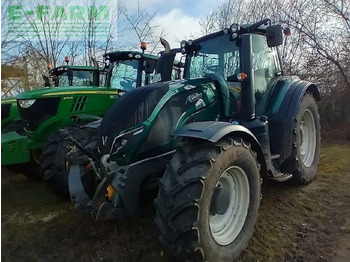 Tracteur agricole VALTRA T174