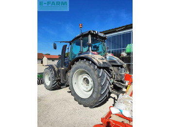 Tracteur agricole Valtra t194: photos 4 Tracteur agricole Valtra t194: photos 4