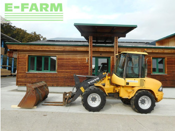 Mini pelle VOLVO L35
