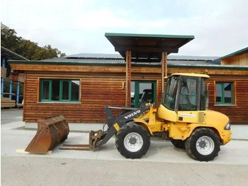 Mini pelle VOLVO L35
