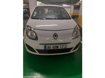 Voiture RENAULT