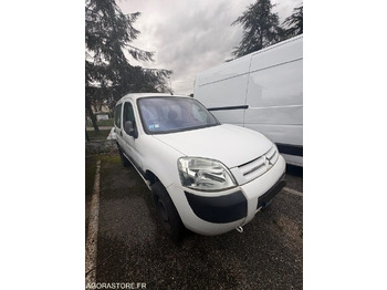 Fourgonnette CITROEN BERLINGO 4X4: photos 2 Fourgonnette CITROEN BERLINGO 4X4: photos 2