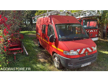 Fourgon utilitaire PEUGEOT Boxer