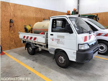 Utilitaire benne PIAGGIO