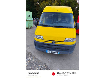 Fourgon utilitaire PEUGEOT Boxer