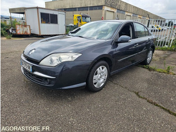 Voiture RENAULT