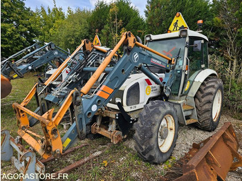 Tracteur agricole RENAULT