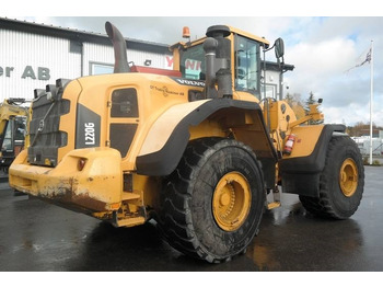 Chargeuse sur pneus Volvo L220 G: photos 2