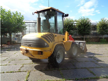 Chargeuse sur pneus Volvo L30: photos 2 Chargeuse sur pneus Volvo L30: photos 2