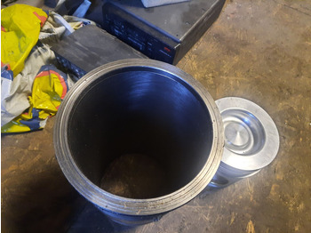 Moteur et pièces neuf Scania: photos 2