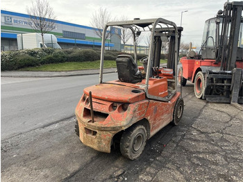 Chariot élévateur diesel Cesab CBD30: photos 4