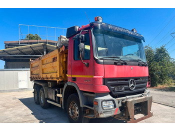 Camion benne MERCEDES-BENZ