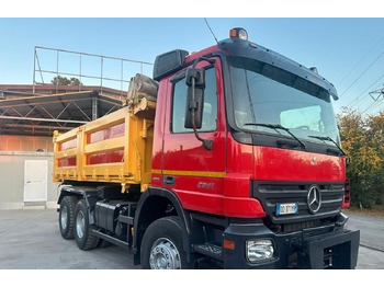 Camion benne MERCEDES-BENZ