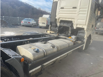 Châssis cabine MAN TGX 24.480 6x2: photos 3
