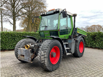 Tracteur agricole FENDT