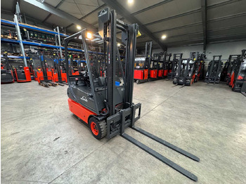 Chariot élévateur 2006 SERVICE + UVV 12/2026 LINDE E14 2,977 HOURS 4X TIRES NEW ELECTRIC FORKLIFT. E20 E16: photos 4