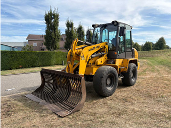 Chargeuse sur pneus AHLMANN
