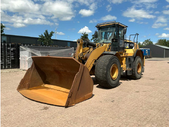 Chargeuse sur pneus CATERPILLAR 972K
