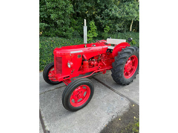 Tracteur agricole DAVID BROWN