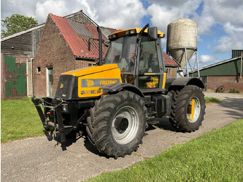 Tracteur agricole JCB