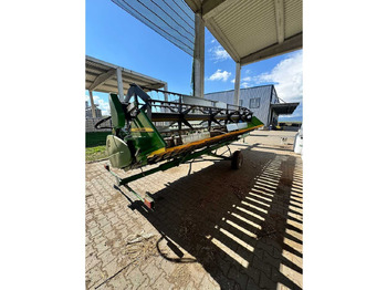 Moissonneuse-batteuse JOHN DEERE 622: photos 2 Moissonneuse-batteuse JOHN DEERE 622: photos 2