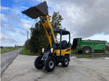 Chargeuse sur pneus MUSTANG