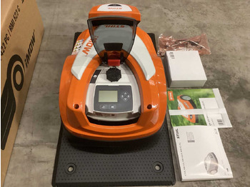 Matériel de fenaison Stihl IMOW RMI 422 Robotic Lawn Mower: photos 3