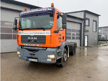 Camion MAN 26.414