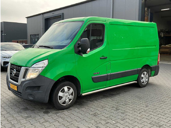 Véhicule utilitaire NISSAN NV400
