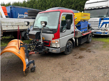 Véhicule utilitaire FUSO