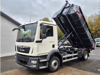 Camion ampliroll MAN TGM 15.290