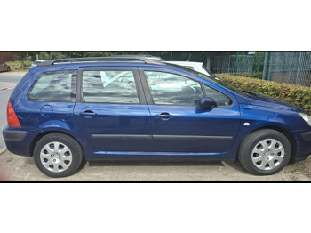 Voiture PEUGEOT