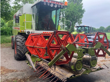 Moissonneuse-batteuse CLAAS Dominator 218 Mega: photos 2