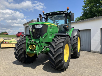 Tracteur agricole JOHN DEERE 6215R