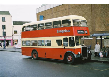 Bus à impériale 1965 Leyland Titan PD2 double decker bus: photos 3