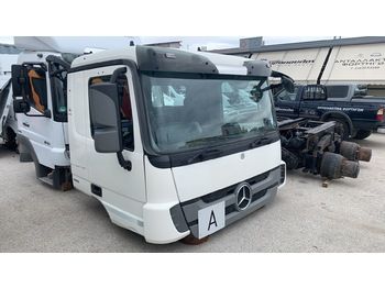 Cabine et intérieur pour Camion MEDIUM CAB ACTROS MP3 RHD: photos 3 Cabine et intérieur pour Camion MEDIUM CAB ACTROS MP3 RHD: photos 3