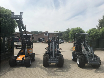 Valet de ferme neuf Giant Giant G1200 tele / G2300 HD / G2200 E: photos 3 Valet de ferme neuf Giant Giant G1200 tele / G2300 HD / G2200 E: photos 3