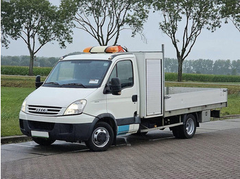 Camion plateau IVECO Daily
