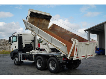 Camion benne MAN TGS 26.460: photos 4