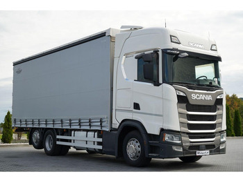 Camion à rideaux coulissants SCANIA S 450