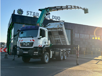 Camion grue