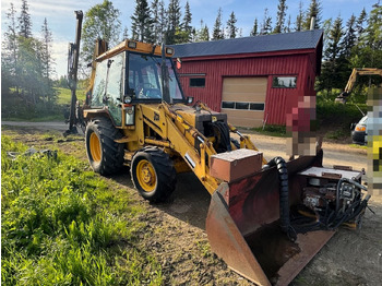 Tractopelle JCB