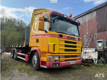 Camion ampliroll SCANIA R124