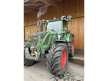 Tracteur agricole FENDT 500 Vario