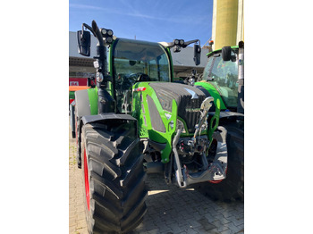 Tracteur agricole FENDT 516 Vario