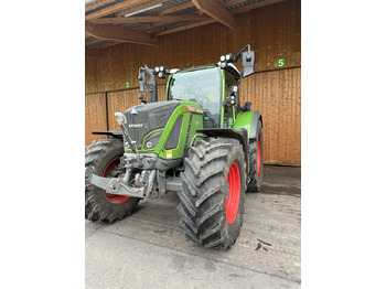 Tracteur agricole FENDT 722 Vario