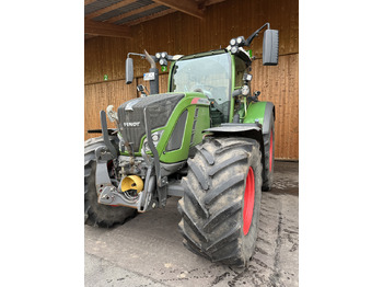 Tracteur agricole FENDT 724 Vario